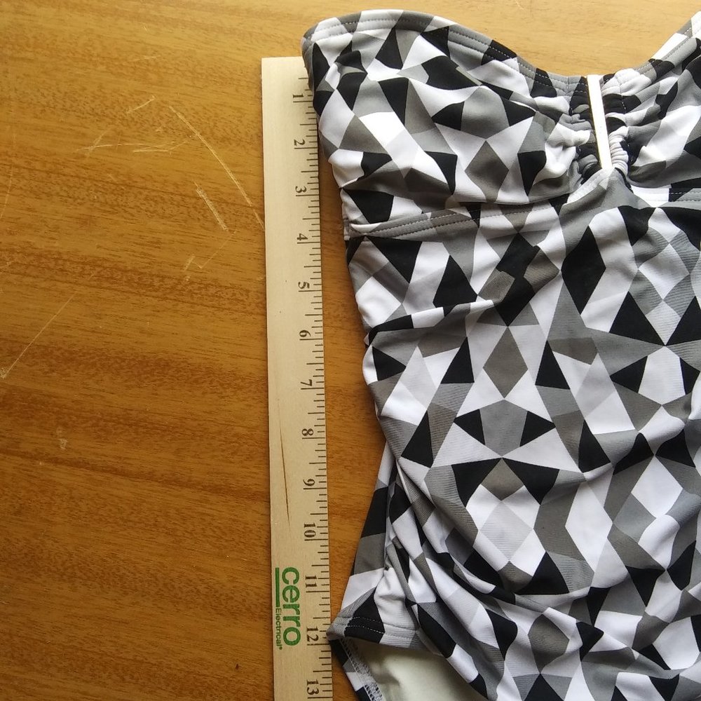 Calvin Klein NWT black white gray swimsuit size 4 - Picture 11 of 13